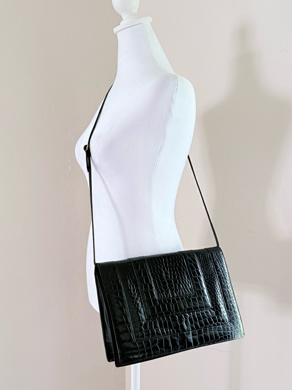 Vintage Fendi Crocodile Embossed Black Leather Crossbody Bag Clutch 1970s-1980s